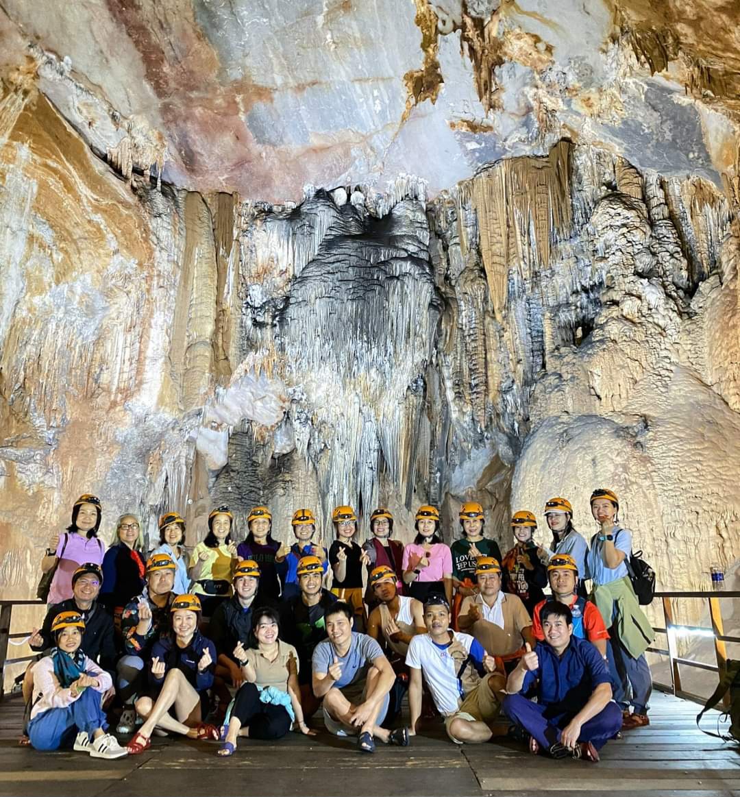 paradise-cave-tour